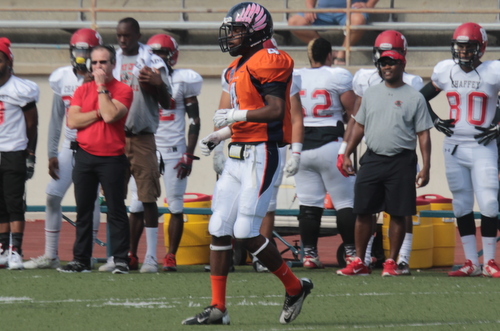 Sophomore Errol Romney caught five passes for 120 yards in Citrus' loss at Riverside. Photo By: Natalia Ponce