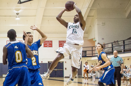 Freshman Dominique Walker scored a season high 18 points in Citrus win over West LA. Photo By: Ricky Lin