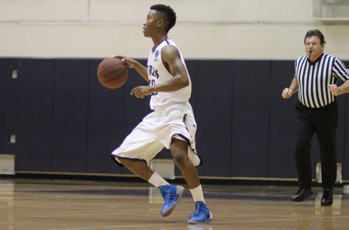 Freshman Jordan McNellys scored a game high 17 points off the bench for the Owls in their win over Santa Monica. Photo By: Halayna De Avila
