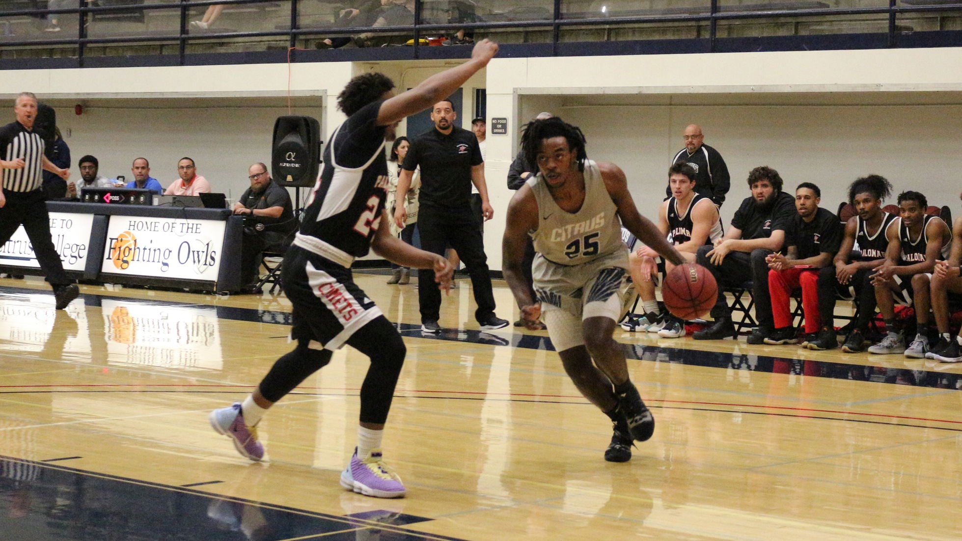 Leonard Turner scored 16 points (5-for-11) at RCC. Photo by: Brianna Jara.