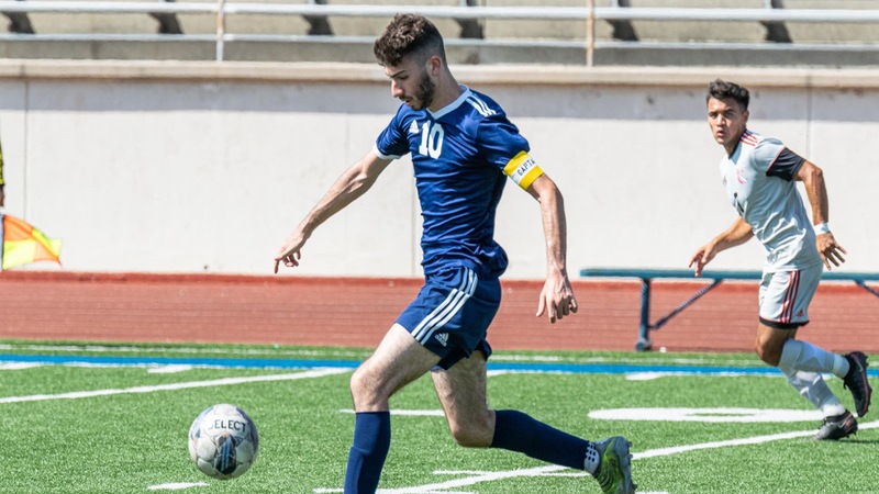 Andrew Garibian scored in Citrus' 2-2 draw with San Diego Mesa. Photo by Jacob Bramley