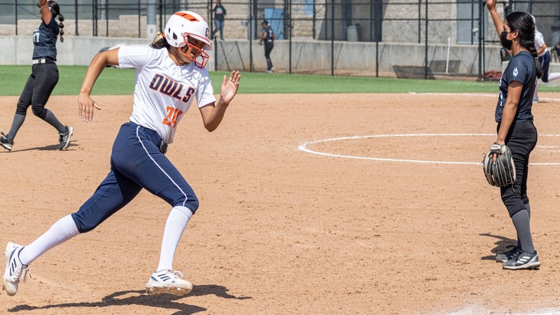 Jillian Walker went 2-for-3 with two runs and two RBIs to help the Owls grab a 12-3 run-rule victory over the Huskies. Photo by Jacob Bramley