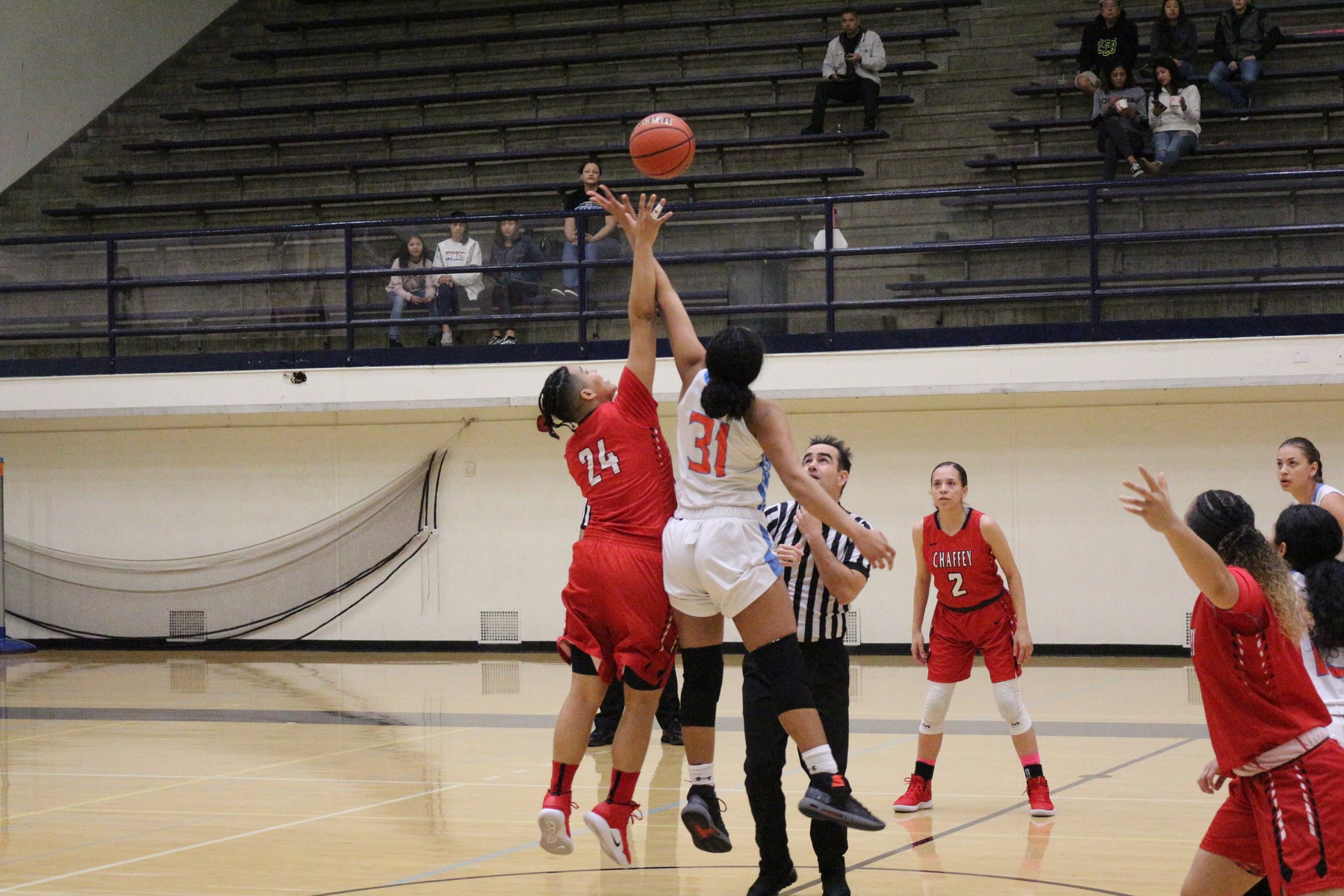 Kyannie Brown wins the tipoff. Image: Treyvon Watts-Hale