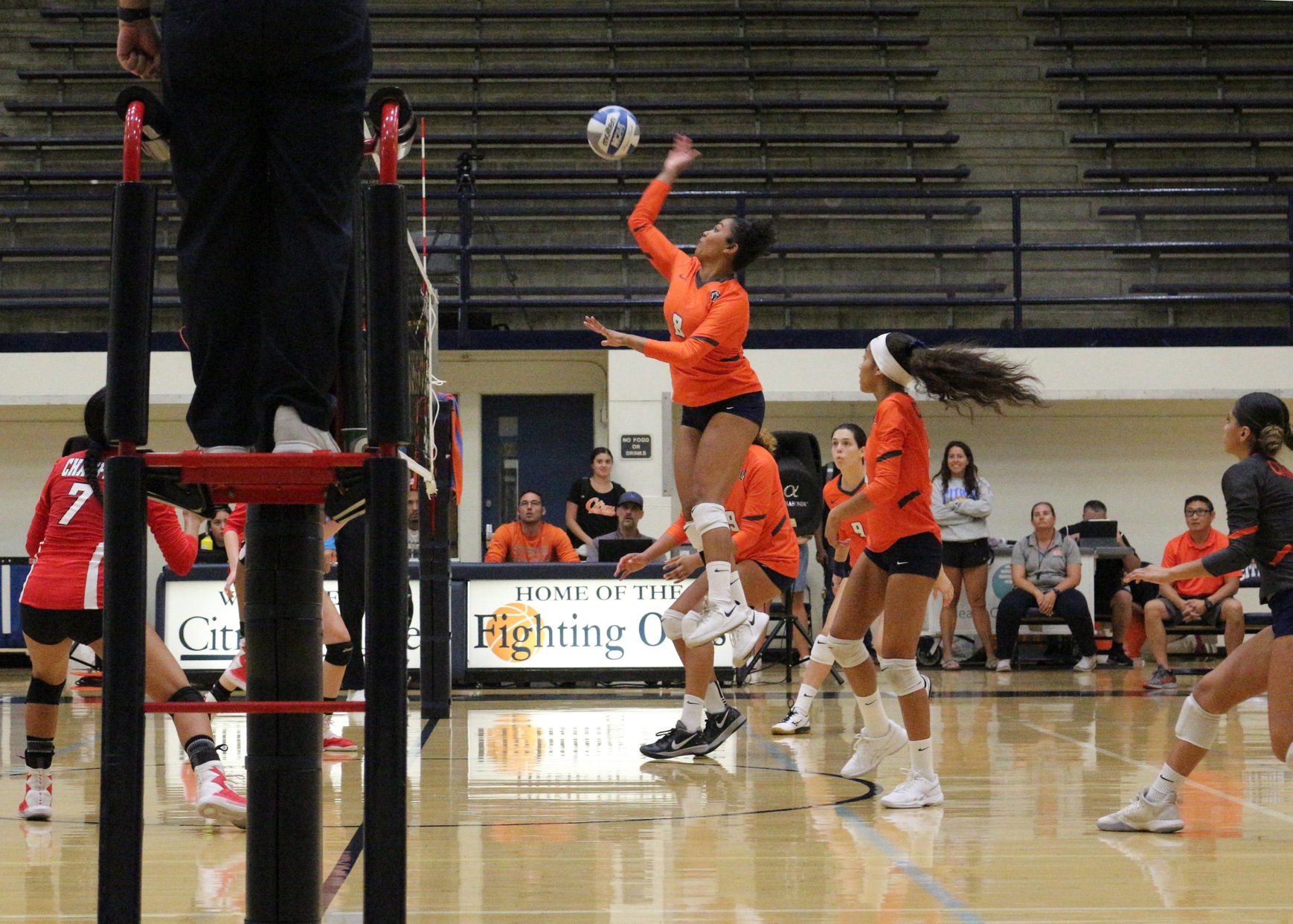Summer Edington uses her boosters. Image: Richard Miranda, VII