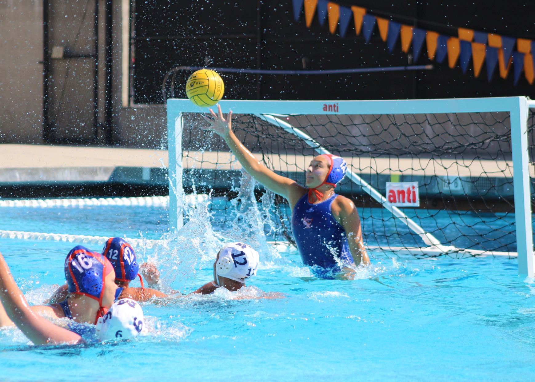 Goalie Ceraiah Riley stretches out for a save. Image: Sammantha Reyes