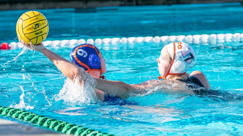 Amelia Wolfe scored four goals in the Owls' 16-5 victory over Santa Monica. Photo by Jacob Bramley